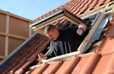 Pose de fenêtres de toit Velux à Guérinière